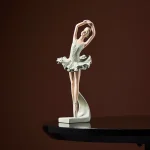 Hot Selling Luxury Ballet Girls  Ornaments Abstract Resin Plastic Homemade Christmas Ornaments for Home Decorations - 图片 2