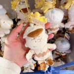 Classic Comic Character Universal Studios Osaka Winter Charlie Brown Plush Doll Cute Bag Pendant - 图片 4